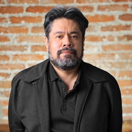 Alejandro Avila - Director creativo